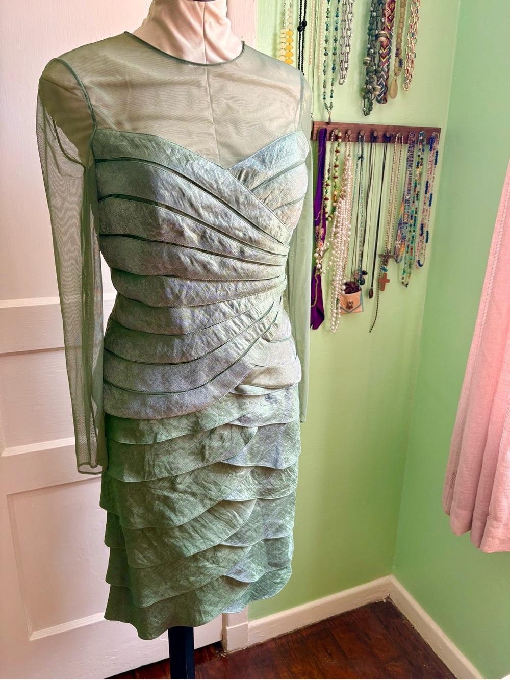 Adrianna Papell Green Sheer-Overlay Tiered Cocktail Mermaid Dress Set NWOT